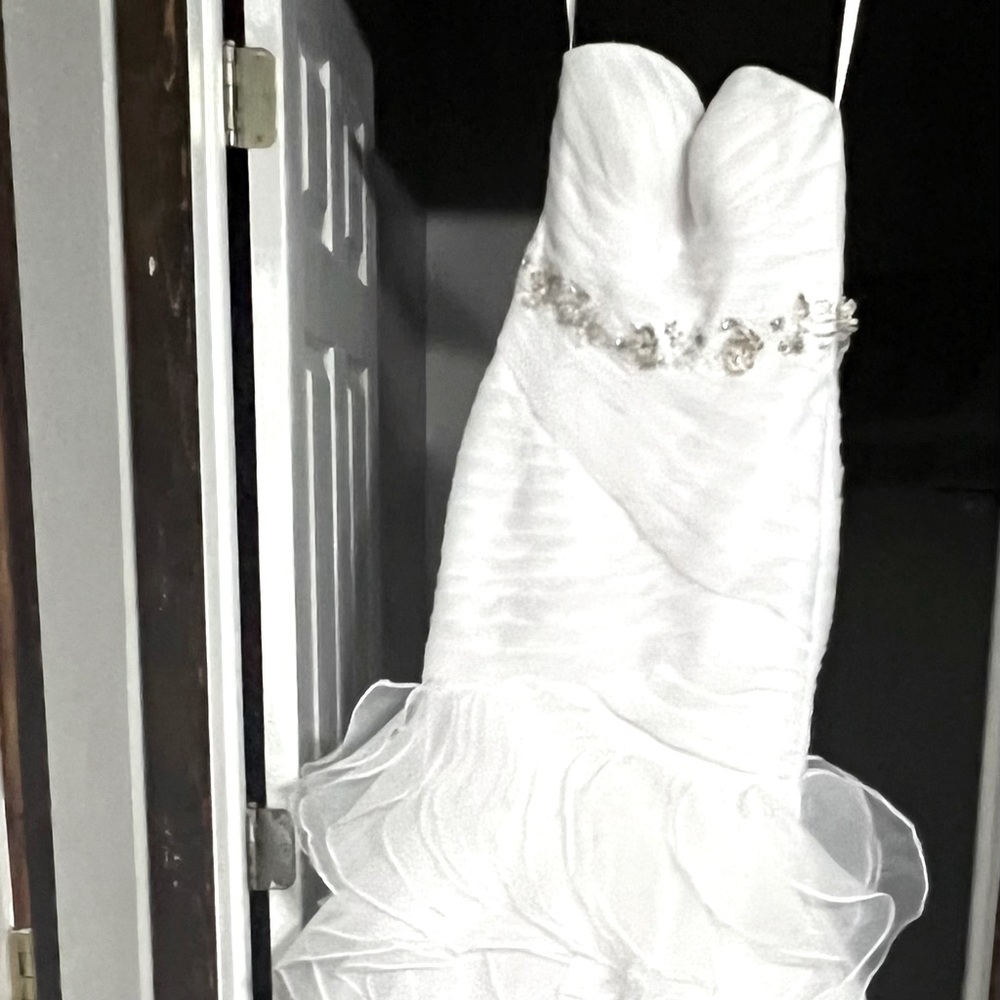 JJs House wedding dress size small